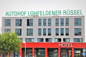 Exterior - Hotel am Russel (Lohfelden)