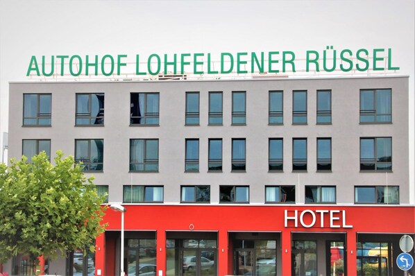 Exterior - Hotel am Russel (Lohfelden)