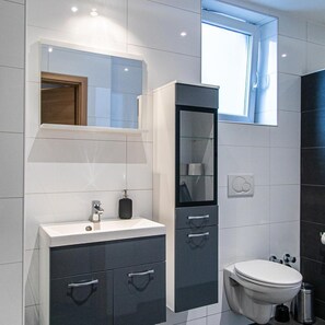 Bathroom - Aparthotel Menden (Menden)