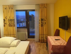 Room - Hotel Adler (Grenzach-Wyhlen)