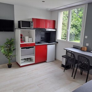 Private kitchen - Appart Hotel Cholet Carteron (Cholet)