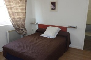 Room - Hotel de L'avenue (Bonson)