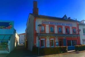 บริเวณภายนอก