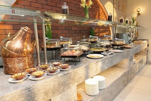 Dining - Vivian Park El Raeid Hotel (Riyadh)