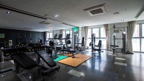 Fitness facility - Incheon Airport Global Hotel and Suites (Incheon)