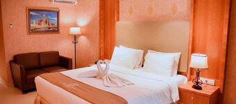 Portola Grand Renggali Hotel