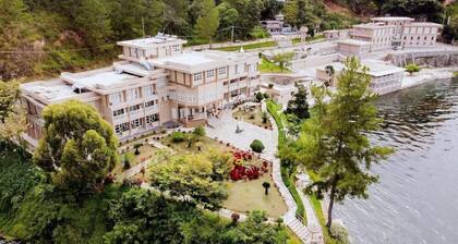 Portola Grand Renggali Hotel