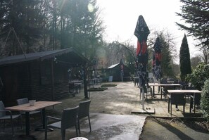 Outdoor dining - Hotel Radevormwald (Radevormwald)