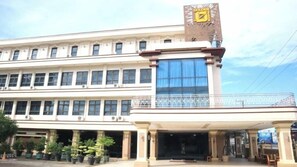 Exterior - Golden Season Hotel Samarinda (Samarinda)