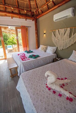Room - Santuario Beach Hostel (Cartagena)