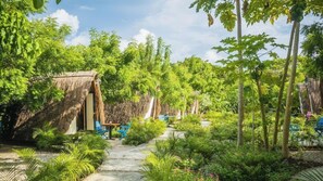 Property grounds - Santuario Beach Hostel (Cartagena)