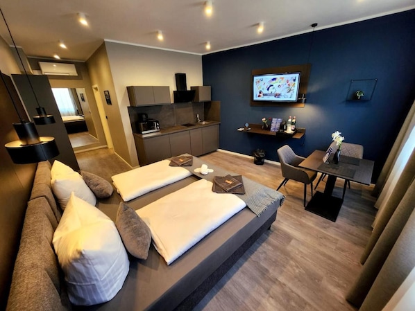 Room - Liro Hotel Oberhausen (Oberhausen)