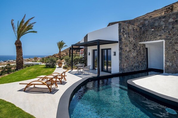 Pool - Palm Island Suites Santorini (Santorini)