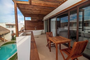 Outdoor dining - My Blue Holbox Hotel (Isla Holbox)