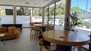 Tempat makan