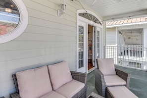 Terrace/patio - Walkable Dtwn Fort Walton Beach Condo w/ Balcony! (Fort Walton Beach)