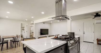 Under 1 Mi to Med Center! Stylish Home in Tulare