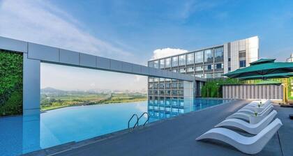 Holiday Inn Express Shenzhen Guangming Cloud Park