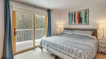 Iron/ironing board, internet, bed sheets