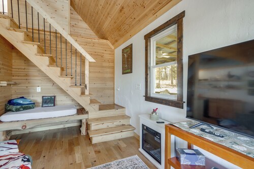 Secluded Ozark Hideaway: 13 Mi to Table Rock Lake