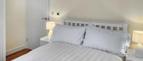 2 chambres, Wi-Fi gratuit, draps fournis