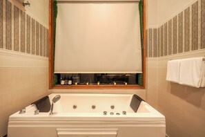 럭셔리룸, 언덕 전망 | 욕실