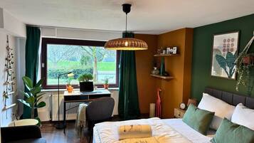 6 habitaciones, tabla de planchar con plancha y wifi gratis
