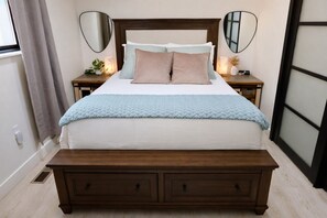 2 bedrooms, iron/ironing board, free WiFi, bed sheets