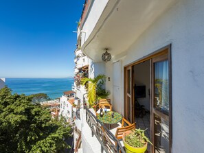 Property grounds - Charming Mexican Style  - Villa Santa Barbara 402 1BD Condo for rent in Amapas, (Puerto Vallarta)