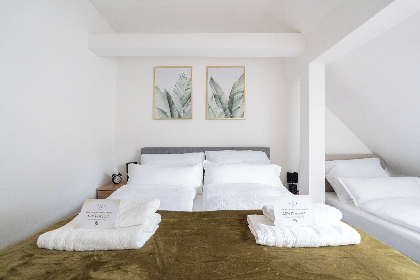 Family Duplex, 3 Bedrooms, Non Smoking, Mountain View | Premium bedding, blackout curtains, iron/ironing board