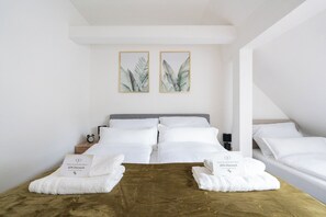 Family Duplex, 3 Bedrooms, Non Smoking, Mountain View | Premium bedding, blackout drapes, iron/ironing board - COY Apartments Kapfenberg  (Kapfenberg)