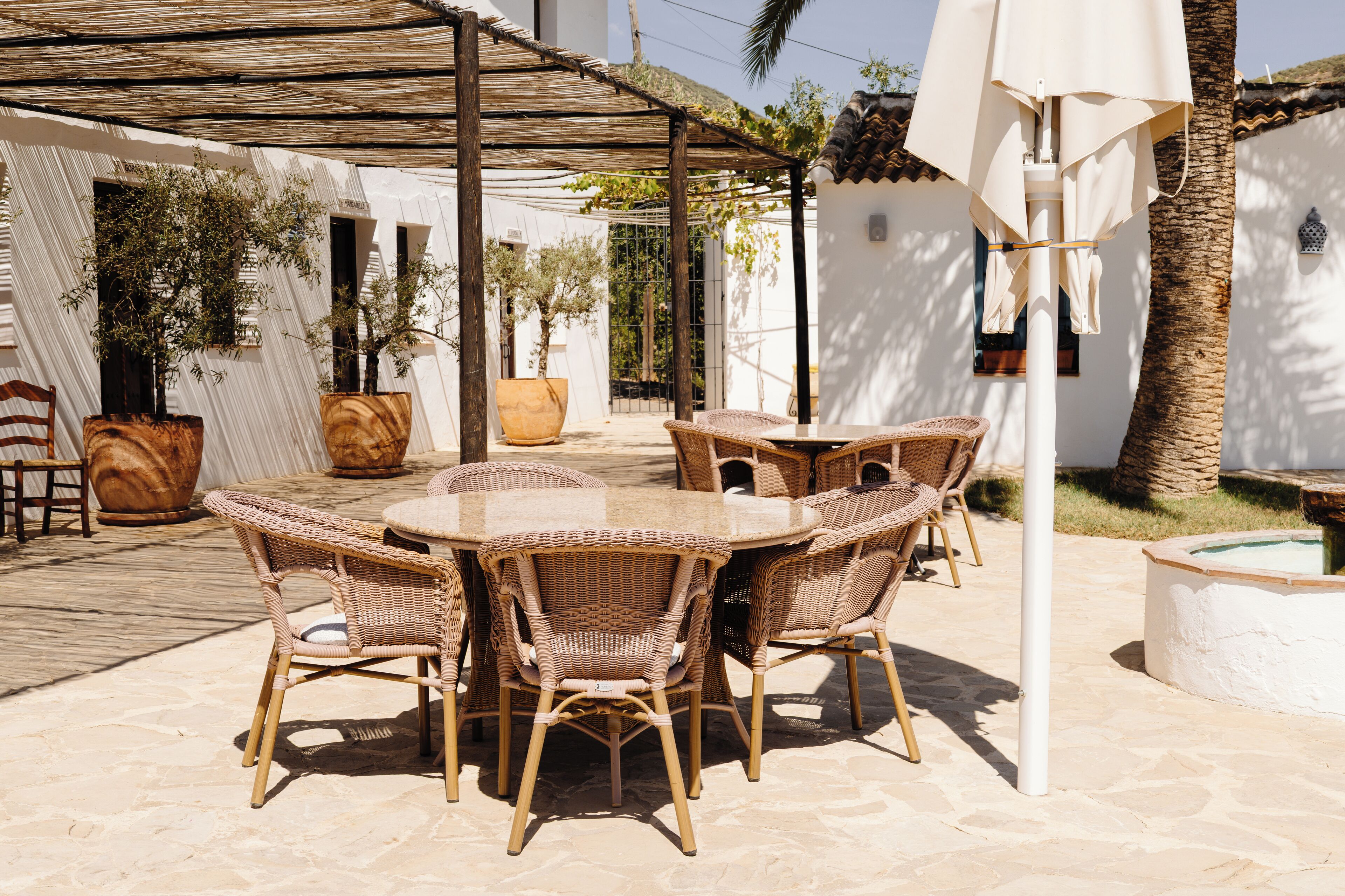 Deluxe tweepersoonskamer, uitzicht op meer | Buiten dineren