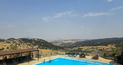 2 bedroom gorgeous home in Grazalema