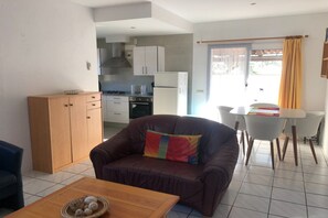 Smart TV - Classy Holiday Home in Santa Cristina d'Aro (Santa Cristina d'Aro)