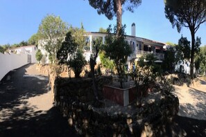 Property grounds - Classy Holiday Home in Santa Cristina d'Aro (Santa Cristina d'Aro)