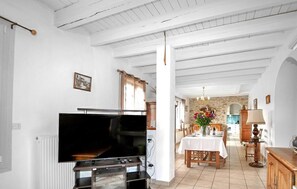 Dining - Authentique maison piscine (Saint-Amans-Valtoret)