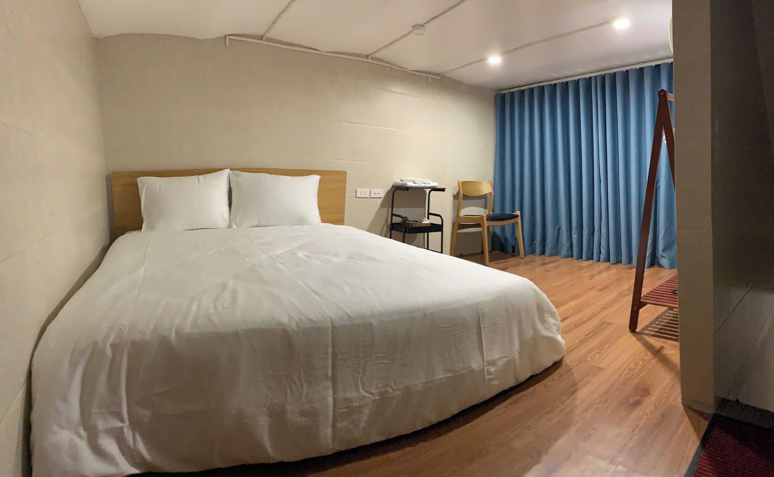 Deluxe Double Room, Non Smoking, Shared Bathroom