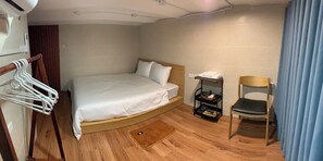 Deluxe Double Room, Non Smoking, Shared Bathroom - Omeli Homestay (Ha Noi)