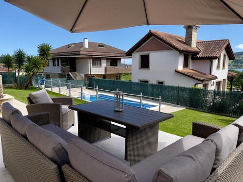 Villa Los Olivos Coastal house in Cantabria with swimming pool (perfect for summer).