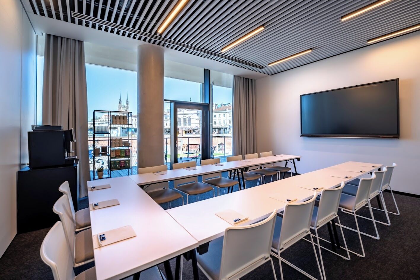 Meeting facility