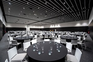 สถานที่จัดงานประชุม