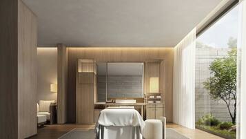 Couples treatment room(s), steam room, body treatments, hydrotherapy