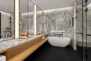 Bathroom - Four Points by Sheraton Qingtian (Lishui)