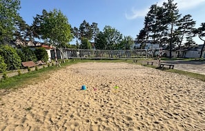 Children’s area - Cozy apartment in Jaroslawiec with WiFi (Jaroslawiec)