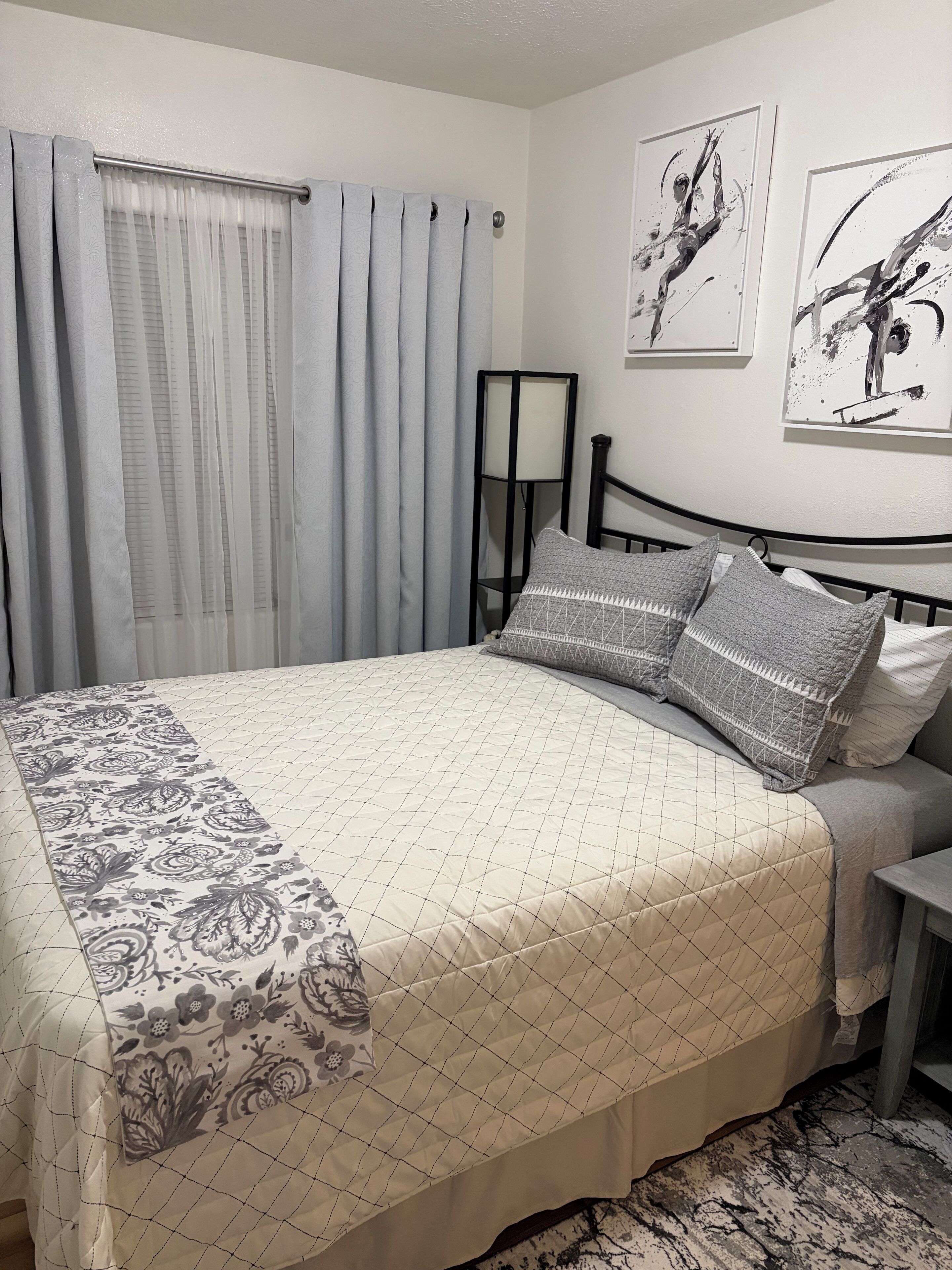 3 Schlafzimmer, Schreibtisch, Bügeleisen/Bügelbrett, kostenloses WLAN