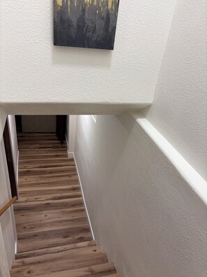 Interior - Spacious 3-bedroom house in peaceful Spokane with AC (Spokane)