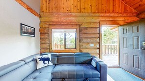 TV - Okanagan - Lac Le Jeune at Cabin 3 (Kamloops)