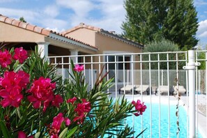 Pool - Blue Hills Residence with Scenic Views (Sampzon)