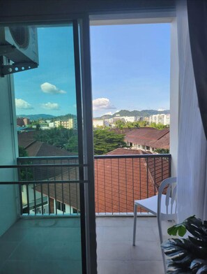 Interior - Charming Condo in Wichit Comfort Meets Convenience (Tambon Wichit)