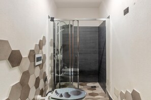 Regadera y bidet 